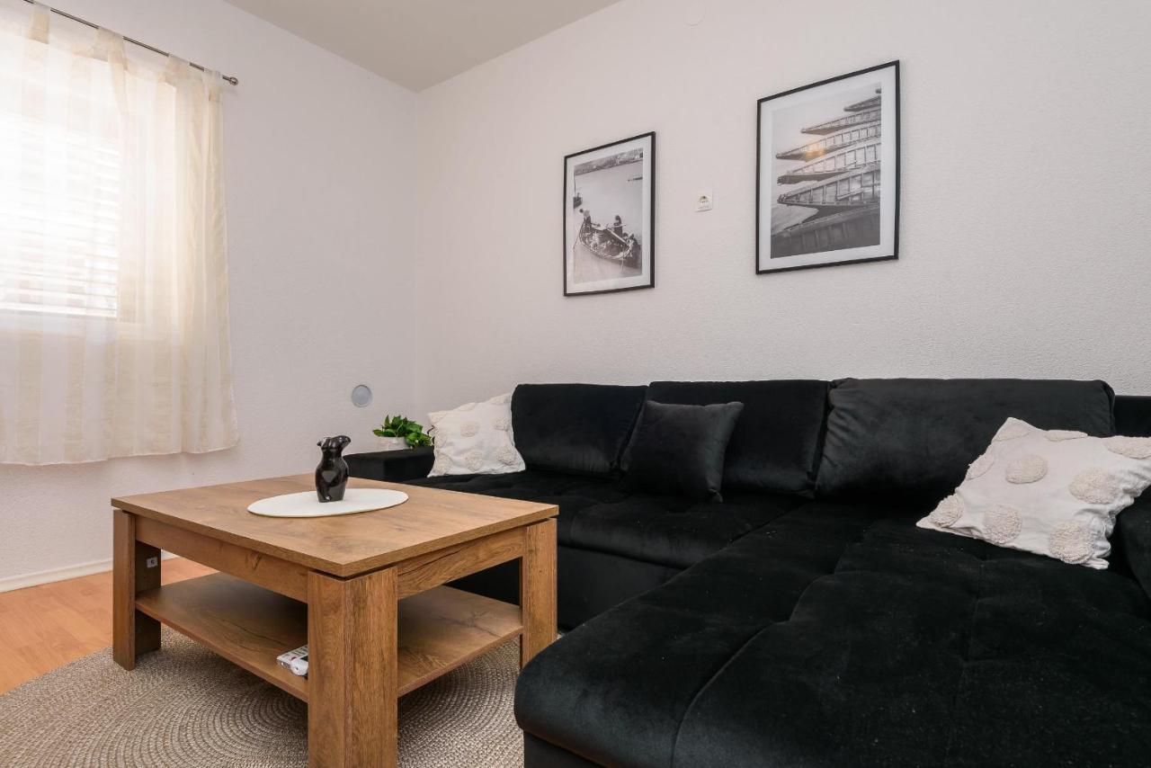 Apartment Stela *
